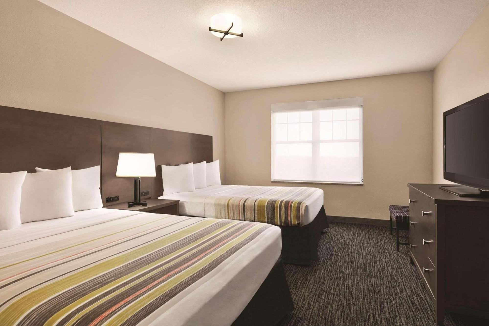 Country Inn & Suites By Radisson, Tampa-Brandon, Fl Heartland Exterior foto